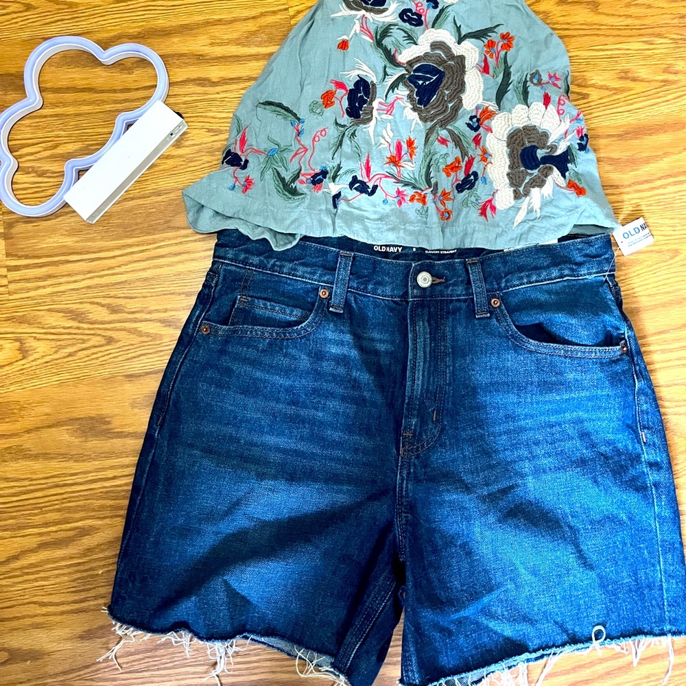 Cut off High rise Jean shorts